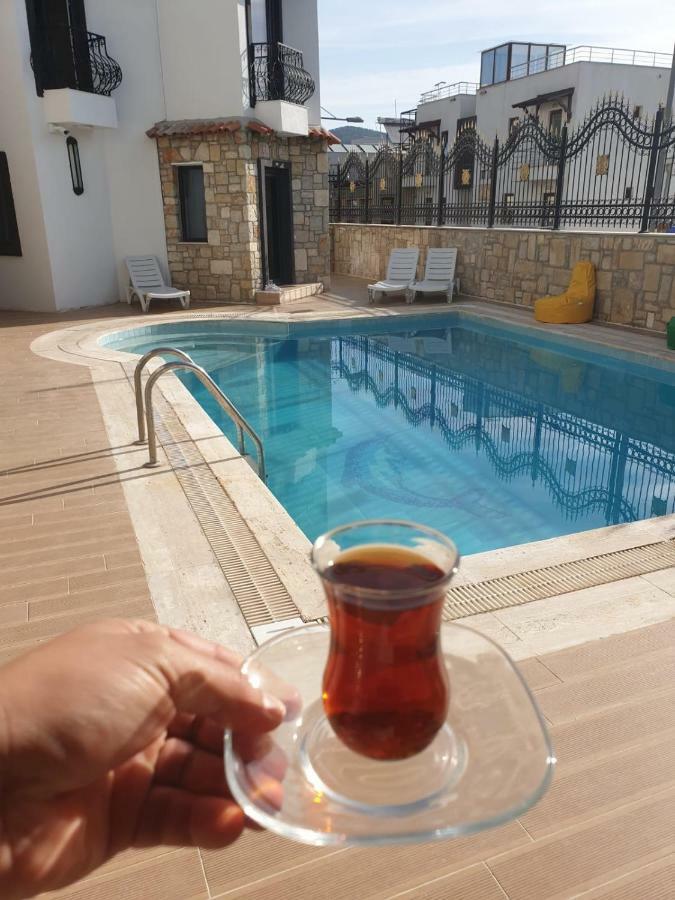 Wb Weekend Otel Bodrum Bagian luar foto