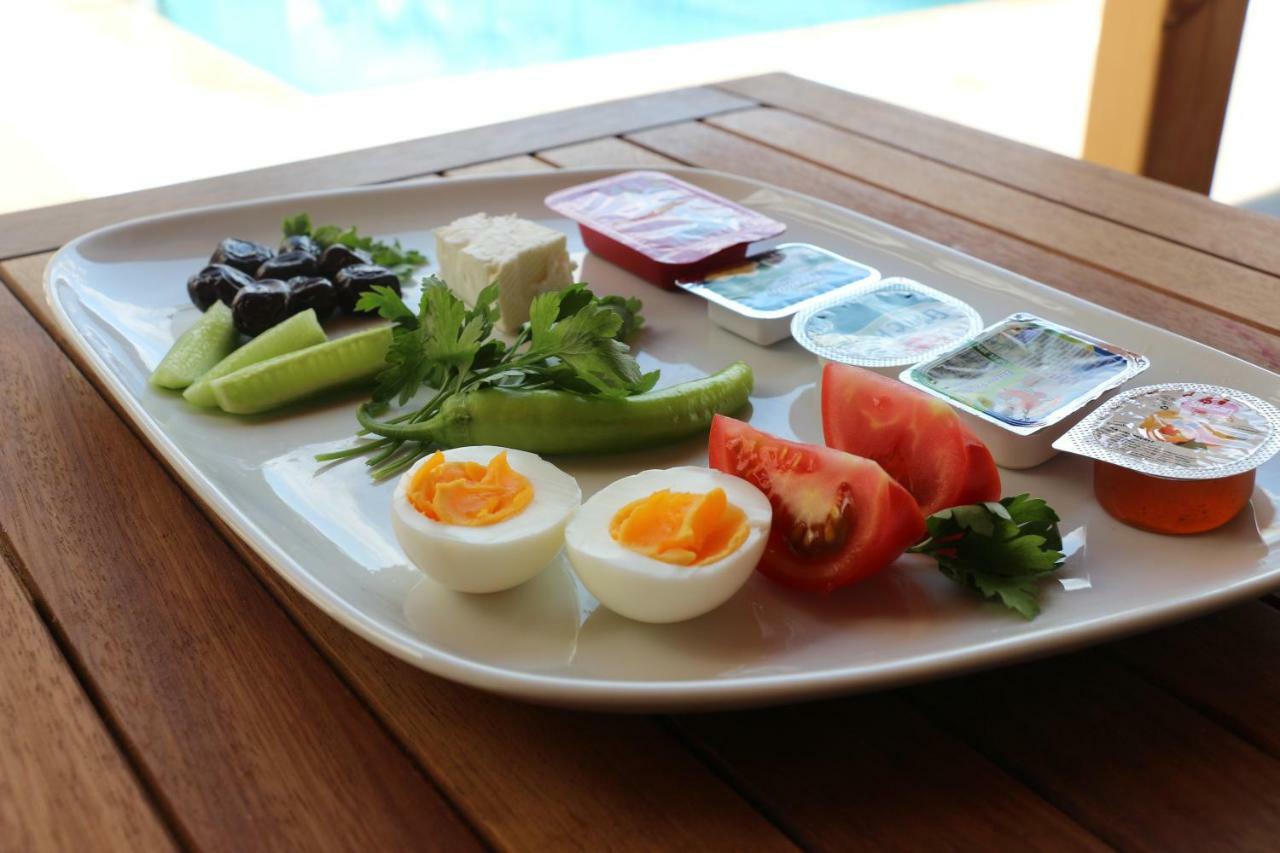 Wb Weekend Otel Bodrum Bagian luar foto