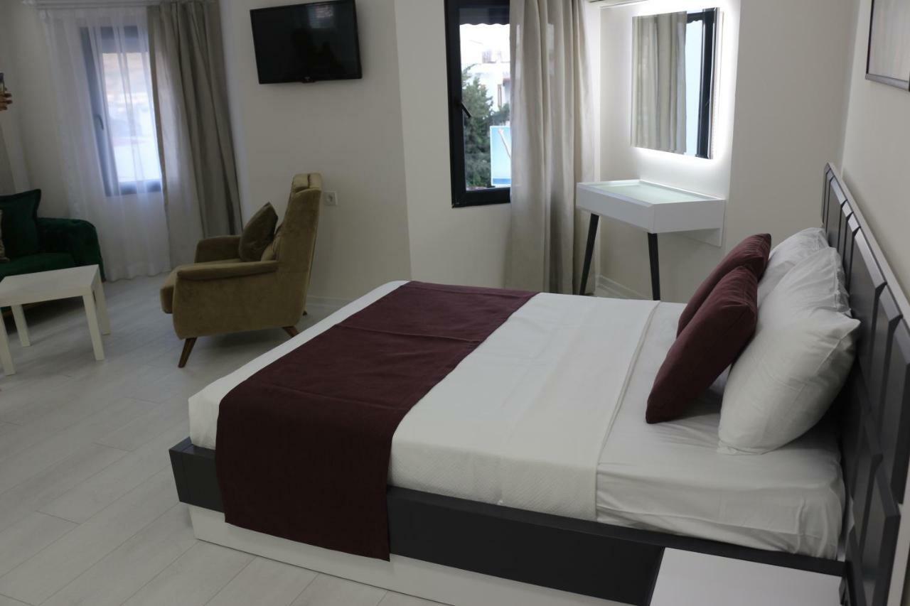 Wb Weekend Otel Bodrum Bagian luar foto
